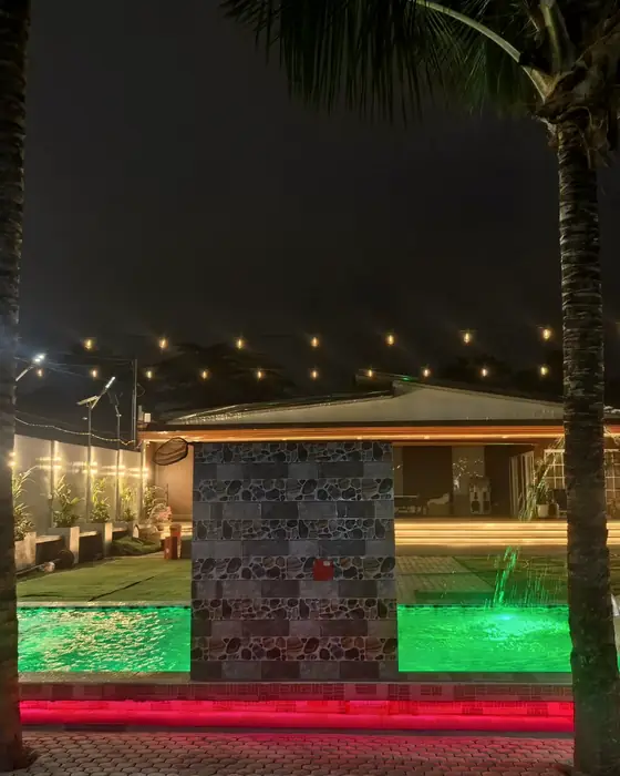 Pool area